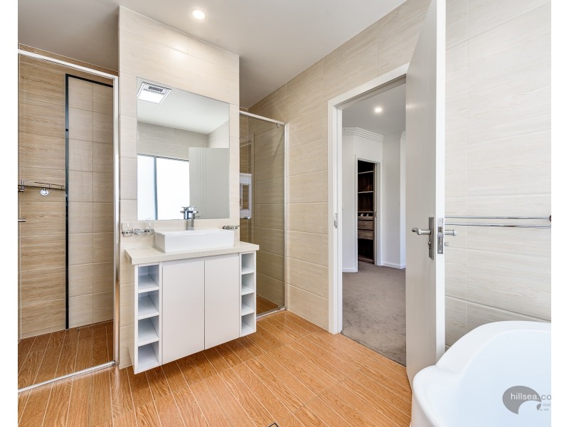 63 Southaven Drive, Helensvale QLD 4212