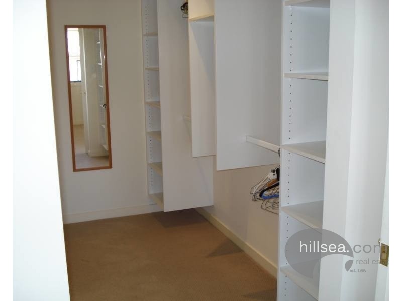 2/1 Ashton Street, Labrador QLD 4215