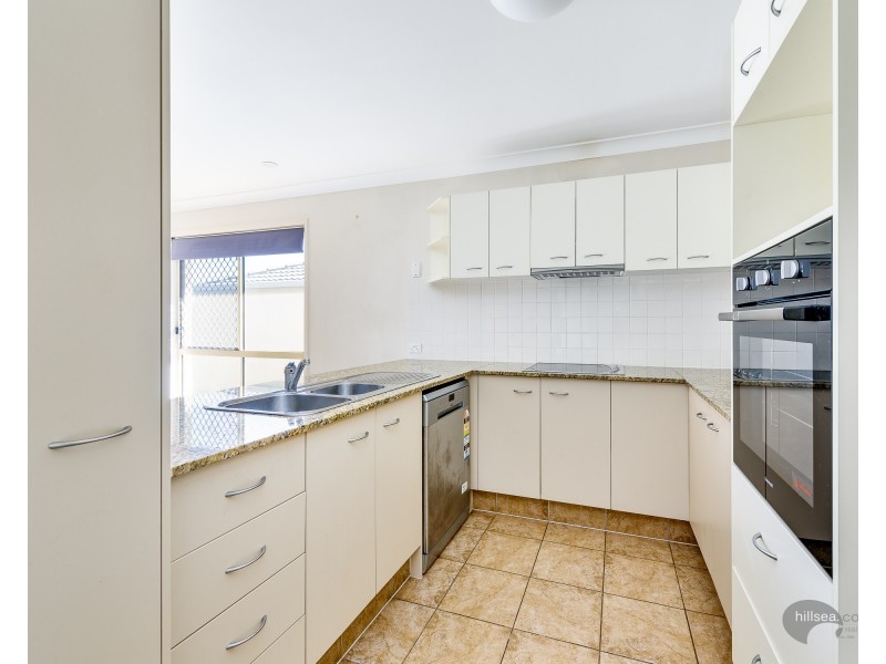 86 Tee Trees Boulevard, Arundel QLD 4214