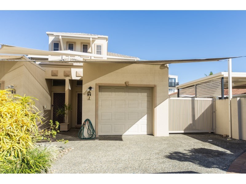 2/22 Nankeen Avenue, Paradise Point QLD 4216