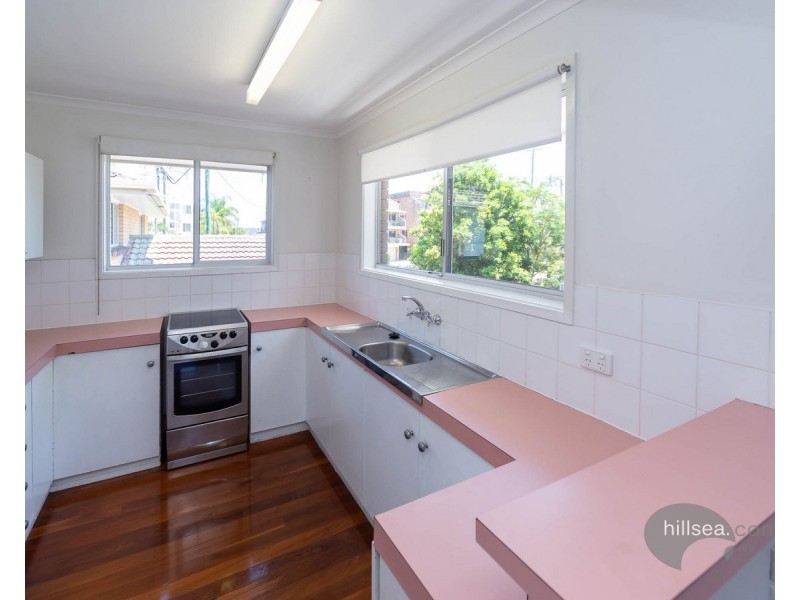 3/4 Vernia Place, Biggera Waters QLD 4216