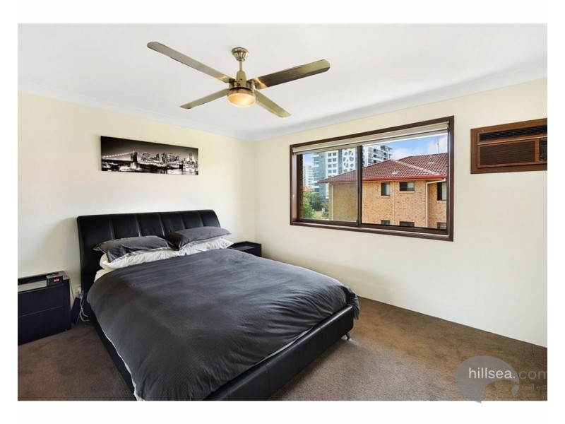 6/34 Imperial Parade, Labrador QLD 4215
