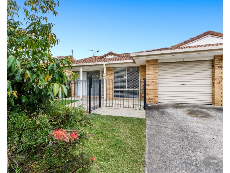 3/137 Olsen Avenue, Labrador QLD 4215