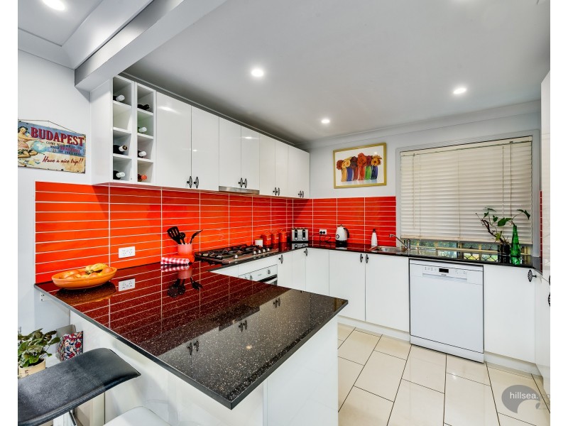 1/32 Government Road, Labrador QLD 4215