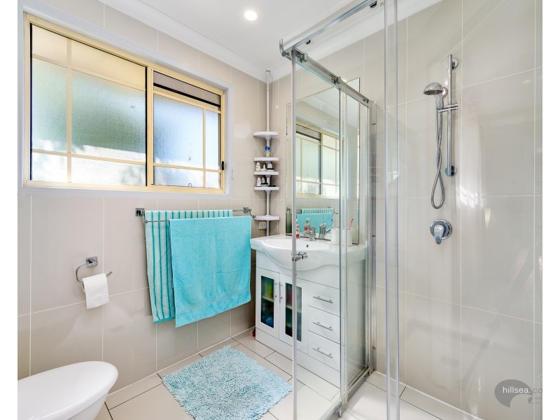 1/32 Government Road, Labrador QLD 4215