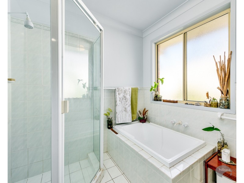 1/32 Government Road, Labrador QLD 4215