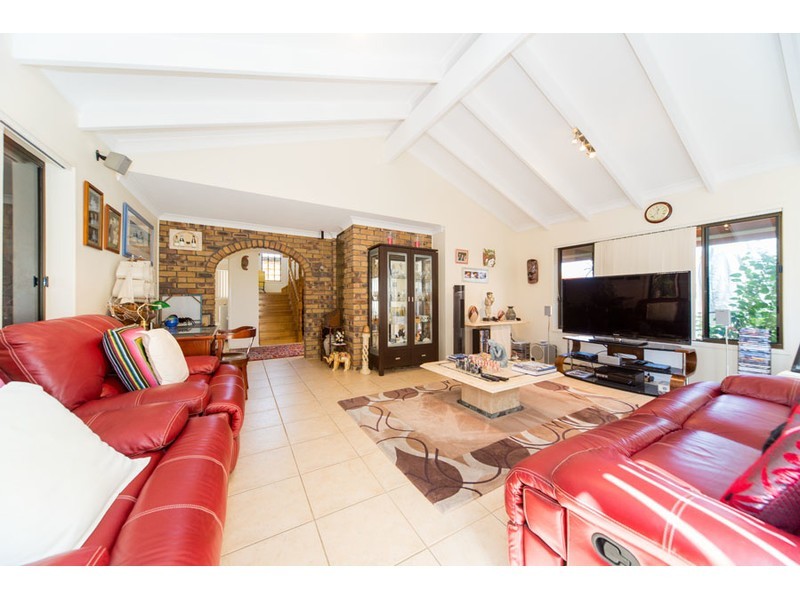 43 Seaspray Street, Paradise Point QLD 4216
