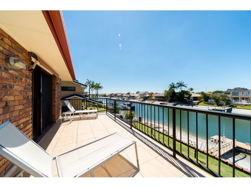 43 Seaspray Street, Paradise Point QLD 4216