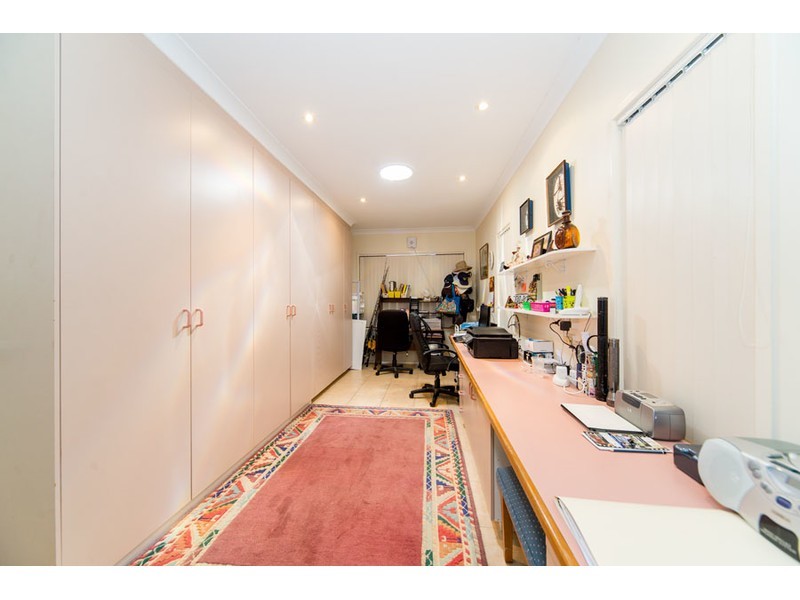 43 Seaspray Street, Paradise Point QLD 4216