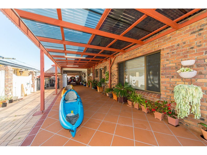 43 Seaspray Street, Paradise Point QLD 4216