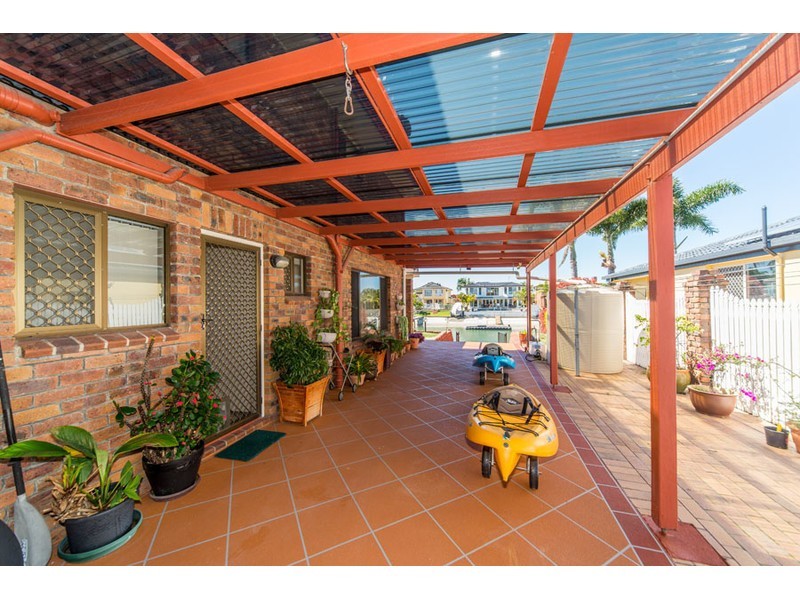 43 Seaspray Street, Paradise Point QLD 4216