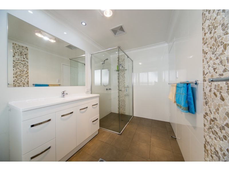 43 Melbourne Road, Arundel QLD 4214