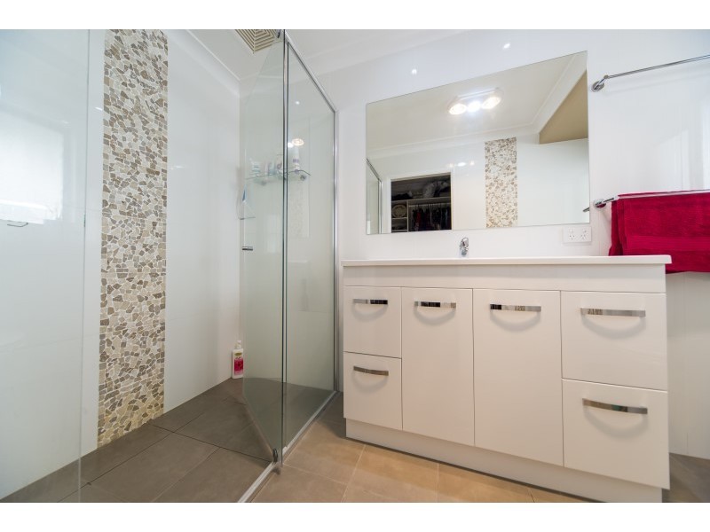 43 Melbourne Road, Arundel QLD 4214