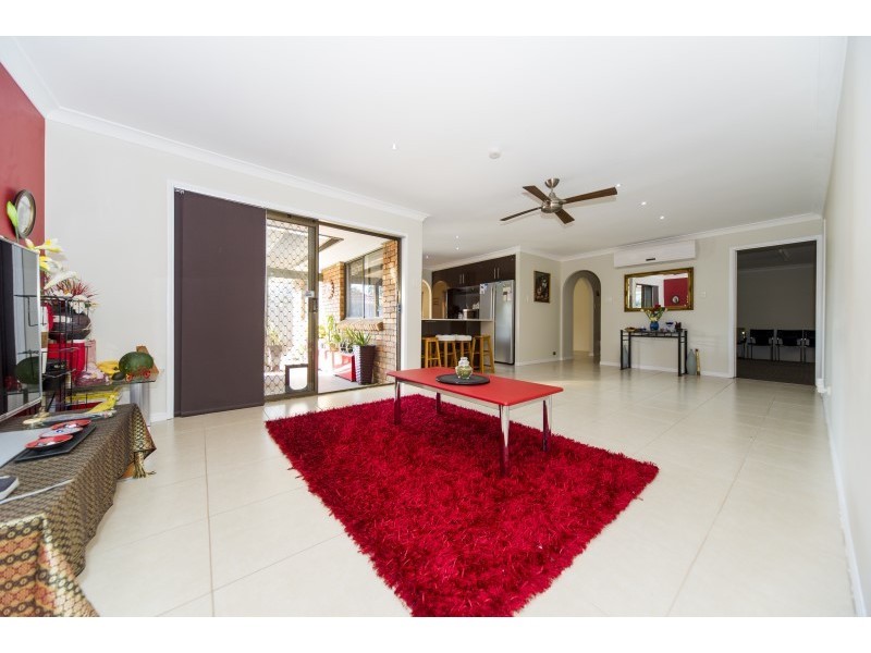 43 Melbourne Road, Arundel QLD 4214