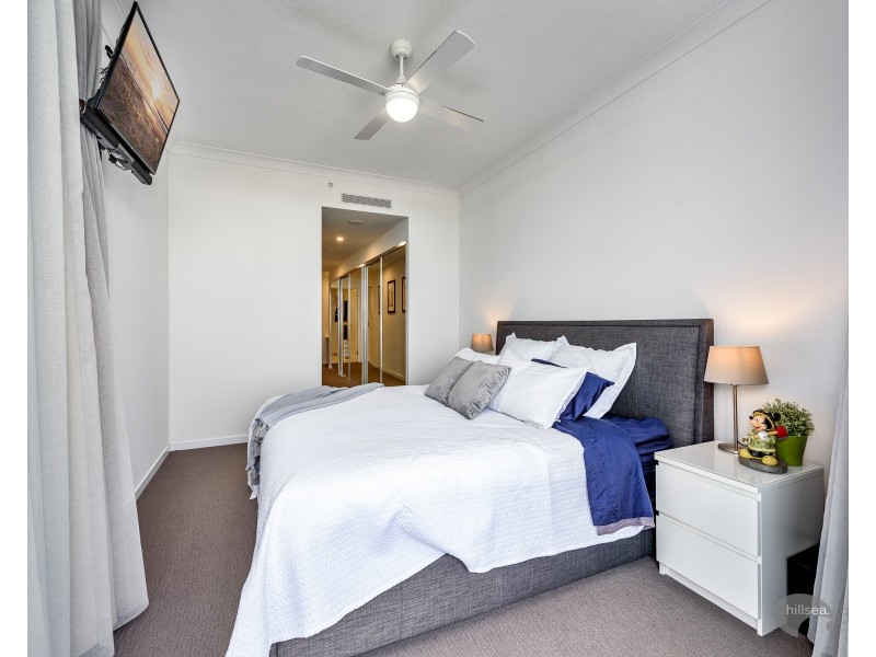 3304/25 East Quay Drive, Biggera Waters QLD 4216