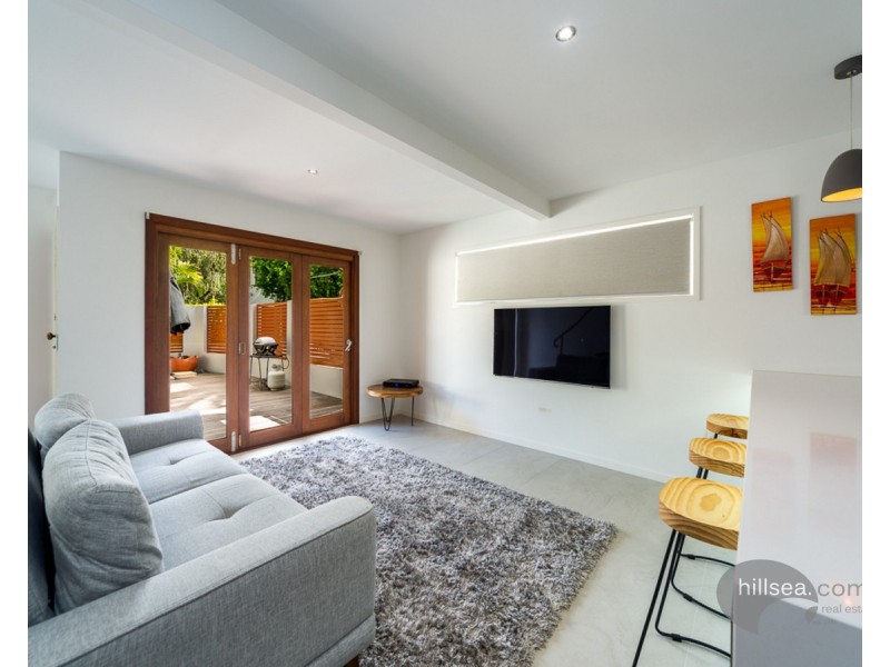 2/11 Holly Avenue, Hollywell QLD 4216