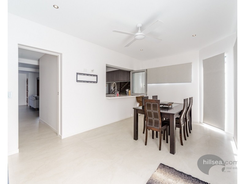 2/11 Holly Avenue, Hollywell QLD 4216
