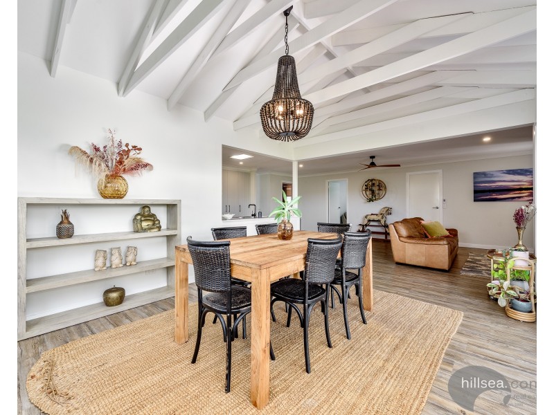 45 Walter Raleigh Crescent, Hollywell QLD 4216