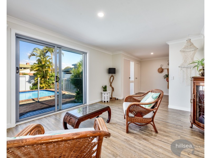 45 Walter Raleigh Crescent, Hollywell QLD 4216