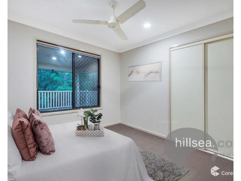 4 Murphys Lane, Oxenford QLD 4210