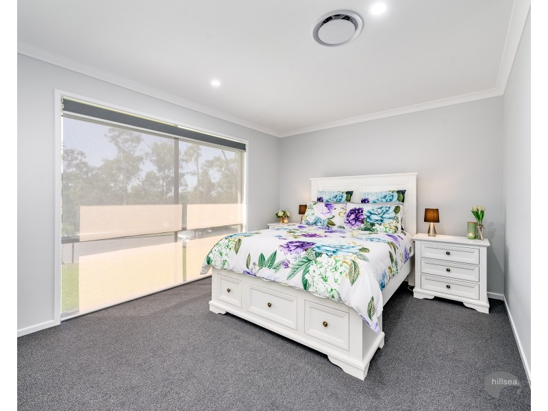 30 Harriet Lane, Oxenford QLD 4210