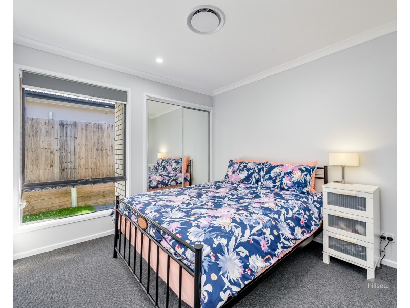 30 Harriet Lane, Oxenford QLD 4210