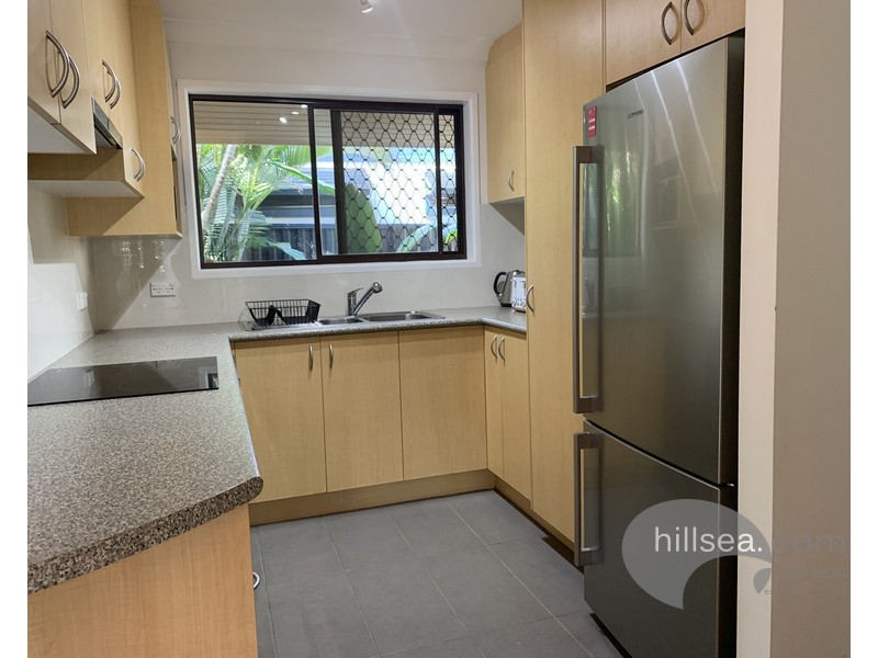 65 Nalkari Street, Coombabah QLD 4216