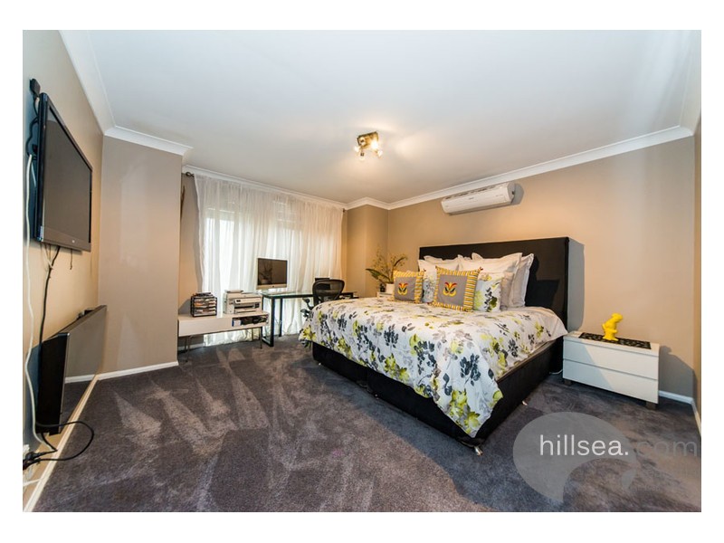 45 Serafina Drive, Helensvale QLD 4212