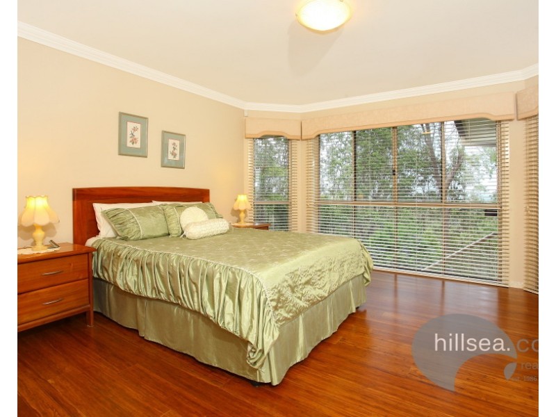 49 Highvale Drive, Helensvale QLD 4212