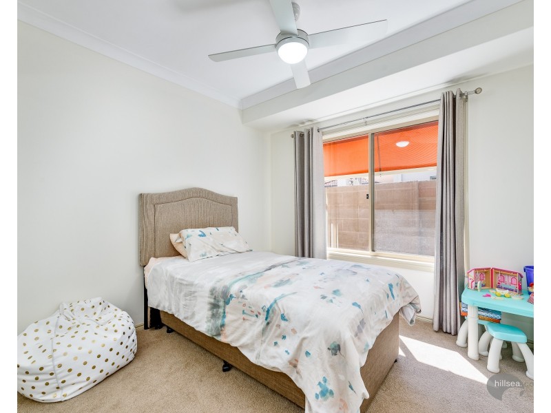 28 John Dalley Drive, Helensvale QLD 4212