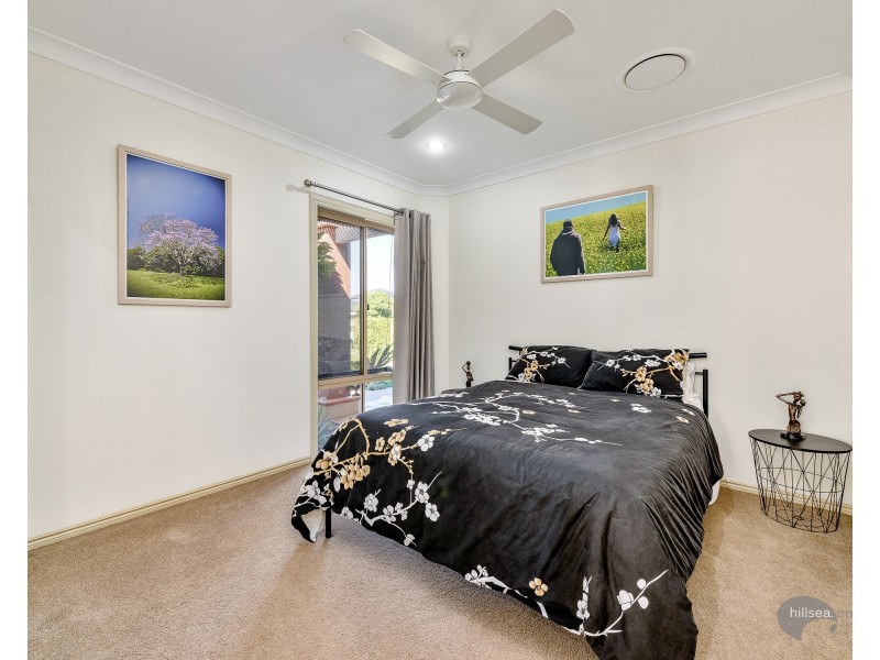 28 John Dalley Drive, Helensvale QLD 4212