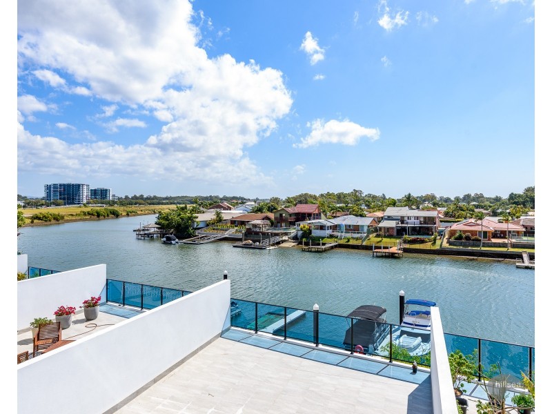 3203/5 Harbour Side Crt, Biggera Waters QLD 4216