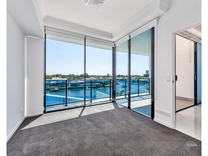 3203/5 Harbour Side Crt, Biggera Waters QLD 4216