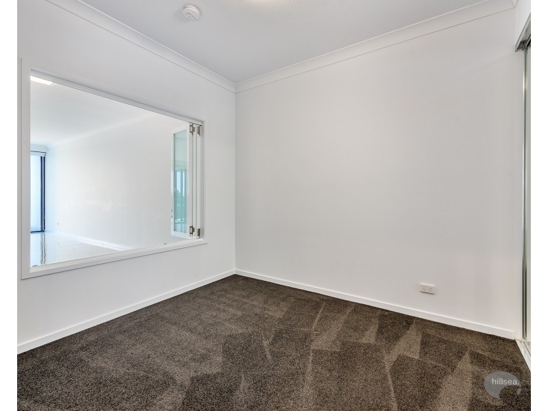 3203/5 Harbour Side Crt, Biggera Waters QLD 4216