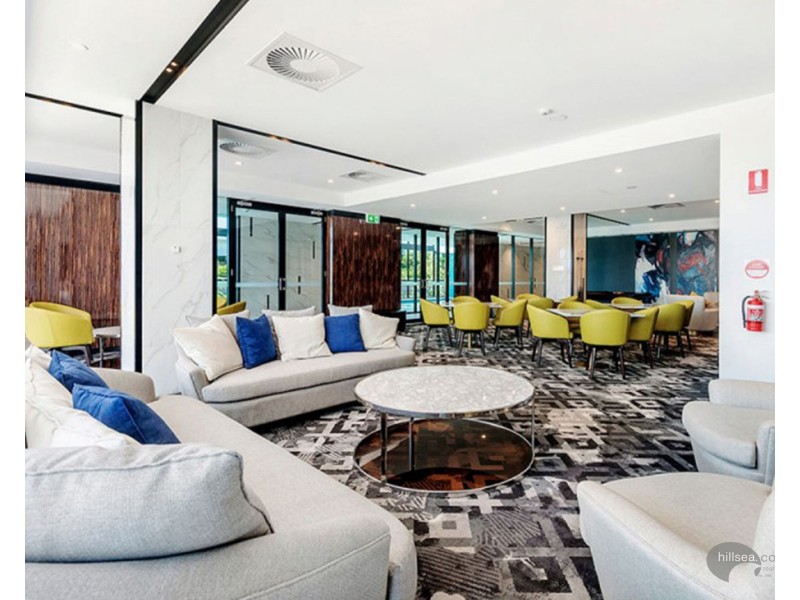 3203/5 Harbour Side Crt, Biggera Waters QLD 4216