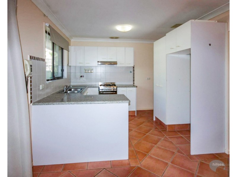 28 Donald Avenue, Paradise Point QLD 4216