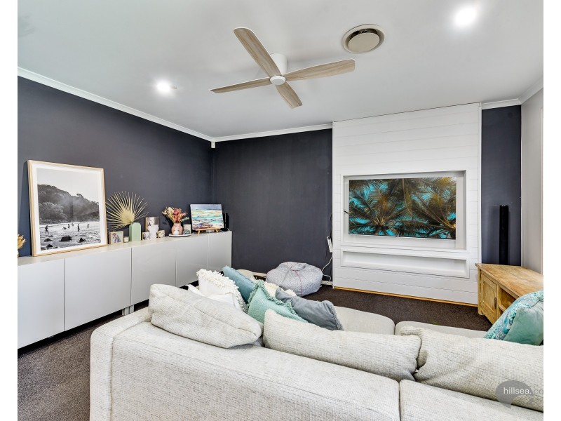 16 Rosswood Court, Helensvale QLD 4212