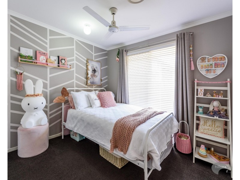 16 Rosswood Court, Helensvale QLD 4212