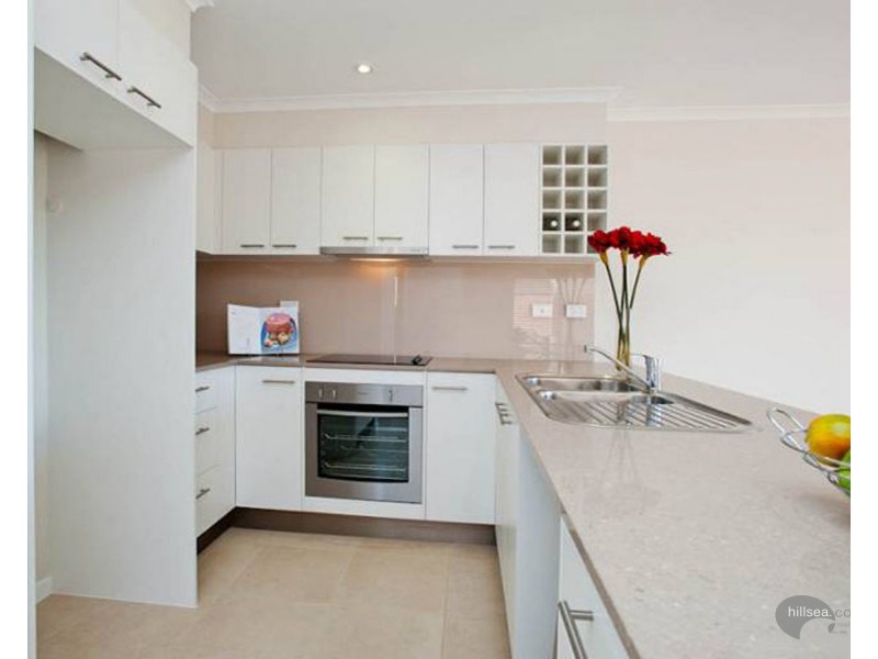 12/16 Madang Crescent, Runaway Bay QLD 4216