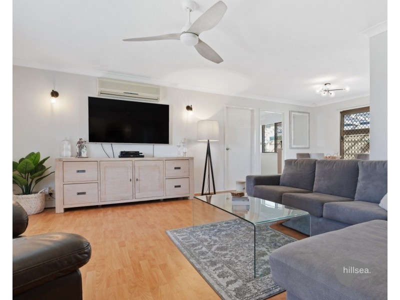 2 Burrinjuck Drive, Coombabah QLD 4216