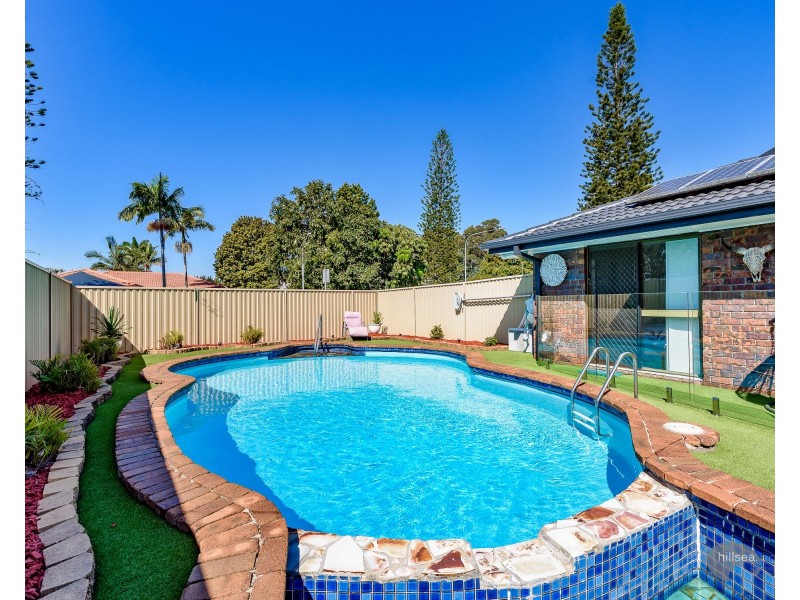 2 Burrinjuck Drive, Coombabah QLD 4216