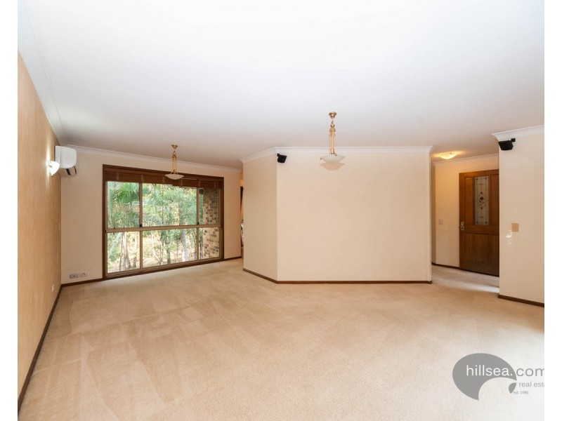 27 Rebbechi Court, Parkwood QLD 4214