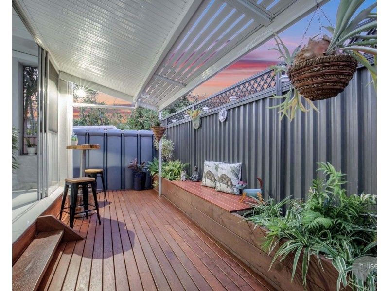 2/21 Scoter Avenue, Paradise Point QLD 4216
