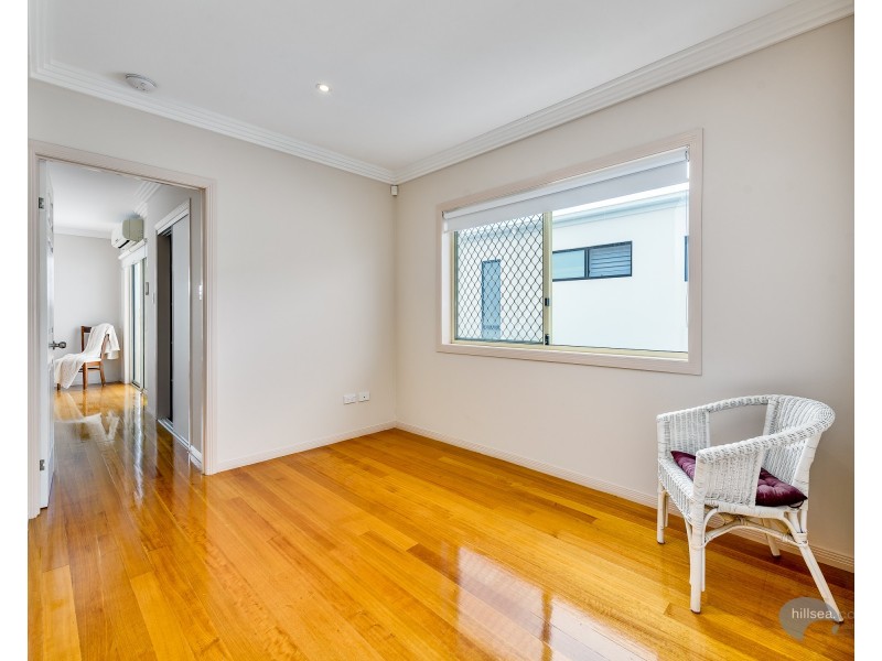 2/25 Teal Avenue, Paradise Point QLD 4216