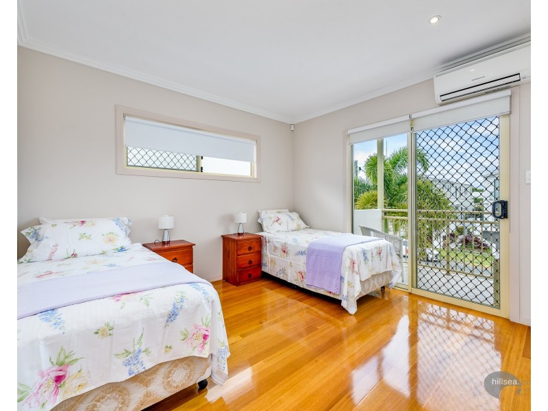 2/25 Teal Avenue, Paradise Point QLD 4216