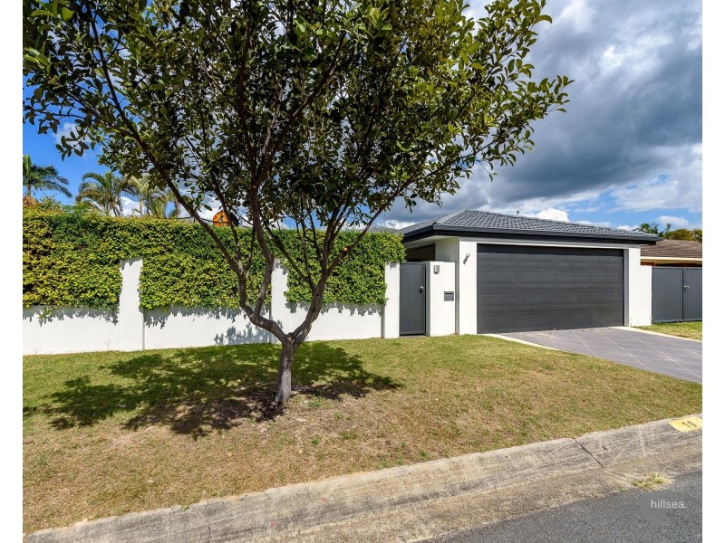 10 Tradewinds Avenue, Paradise Point QLD 4216