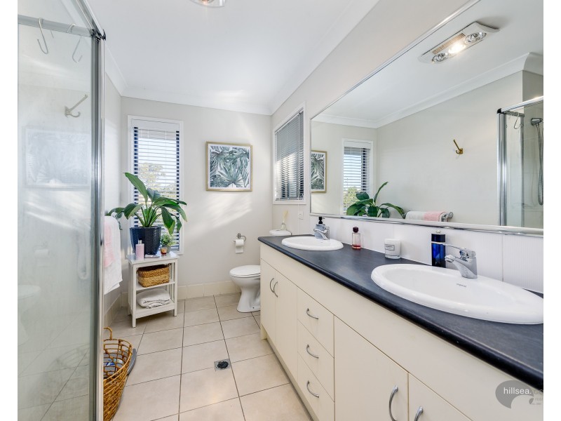 2/57 Numeralla Avenue, Ashmore QLD 4214