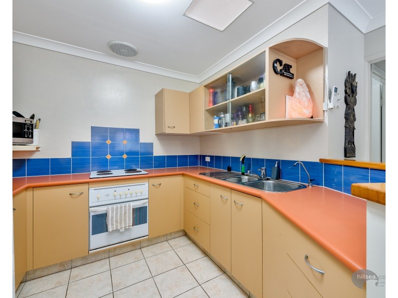 2/183 Coombabah Road, Runaway Bay QLD 4216