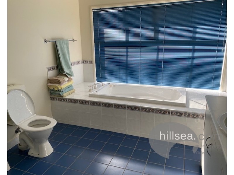 53 Ingles Circuit, Arundel QLD 4214