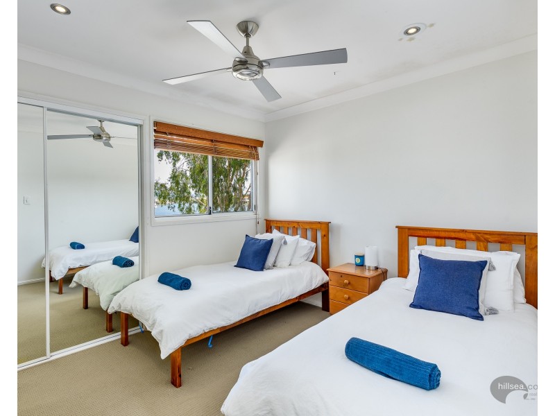 3 Oyster Cove Promendade, Helensvale QLD 4212